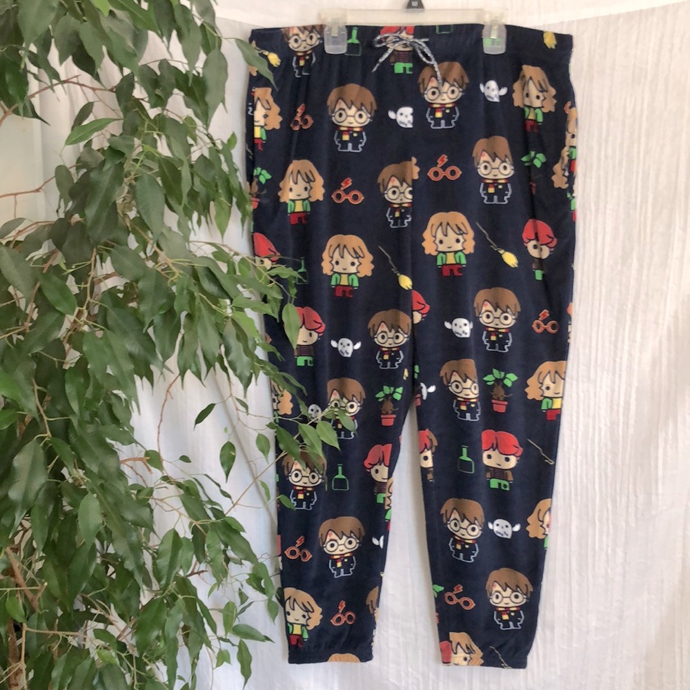 HARRY POTTER WIZARDING WORLD size junior 12/14 oversized fleece pajama bottoms